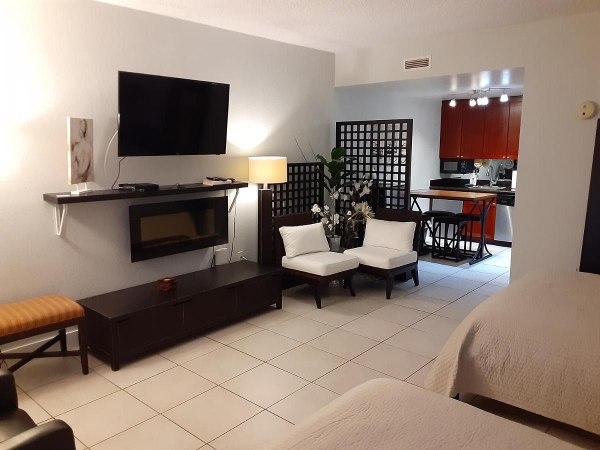 Riverview, Studio 507, Beach Steps Away!+Pool+Wifi Ruskin Exterior photo